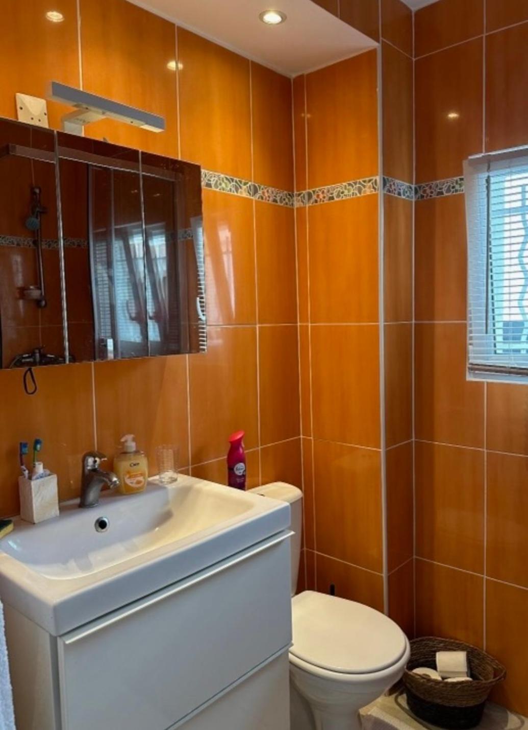 Charmant Bas De Villa Avec Terrasse A Proximite De La Plage Et Du Port Carqueiranne Zewnętrze zdjęcie